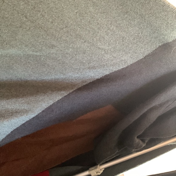 Lane Bryant OSFA soft hooded block color ruana. So cute! Never worn - Picture 9 of 11